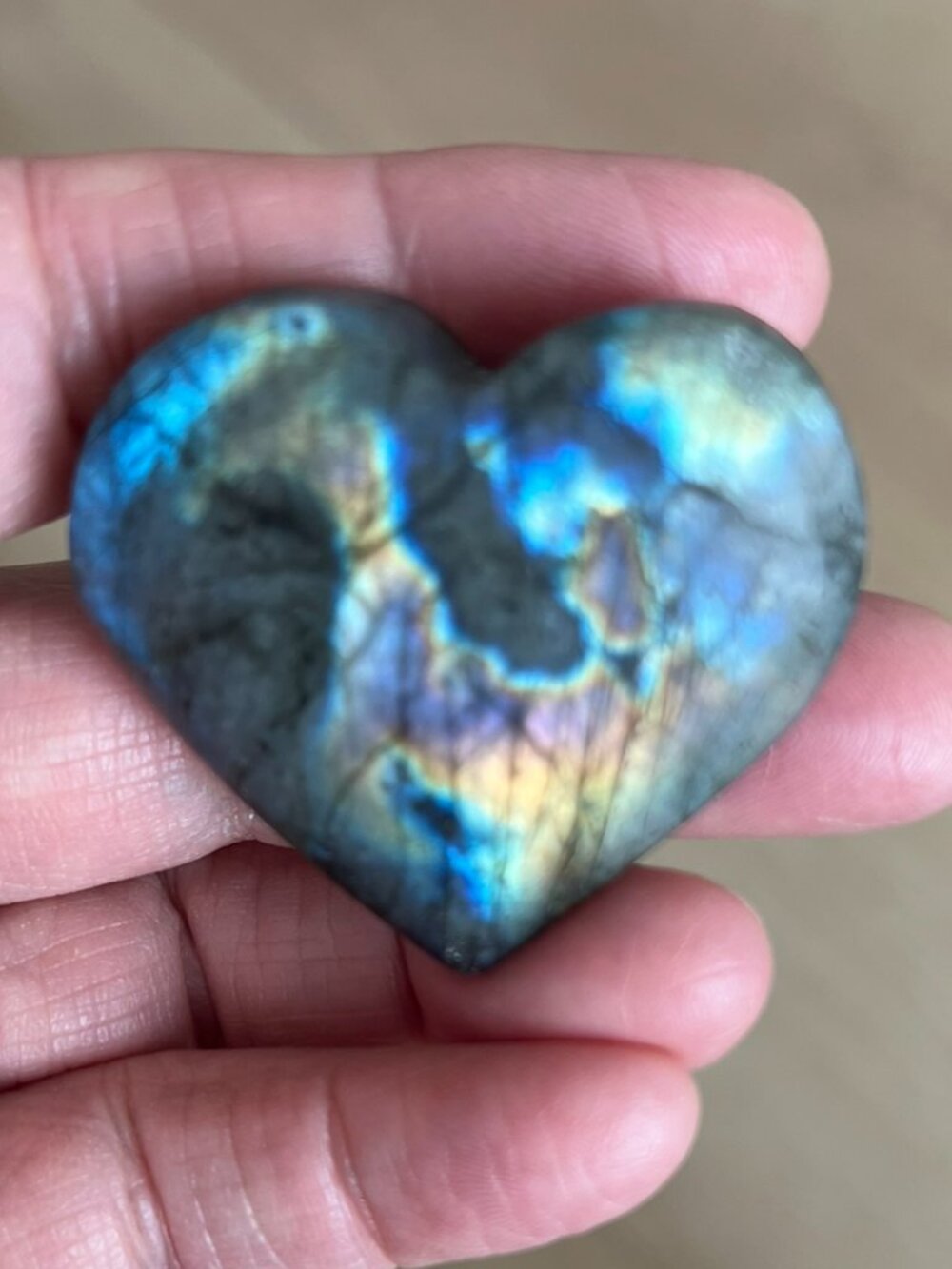 Labradorite Heart - Picture 6 of 12